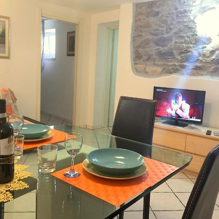 Viola Apartment 피옴비노 외부 사진